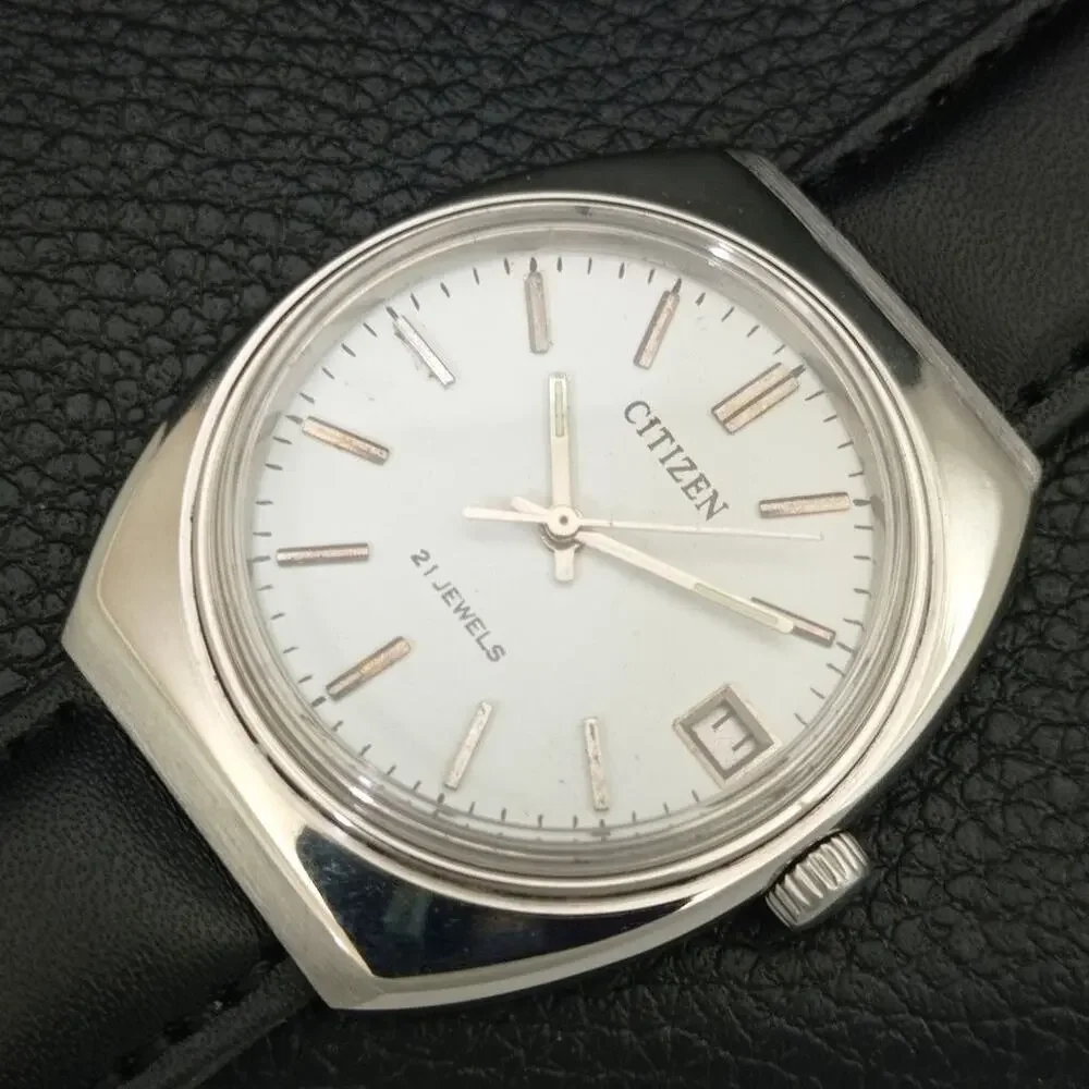Vintage 1985 Citizen Manual Wound Mens Silver Watch W/Date & Silver Accents